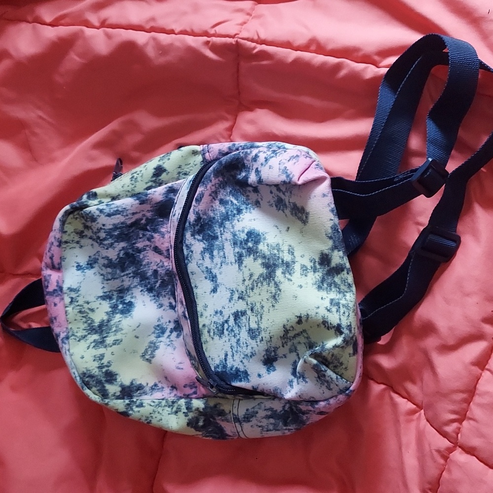 Mini backpack - Picture 3 of 4